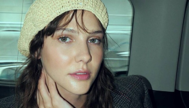 Alina Boz yönetmenliğe ilk adımı attı